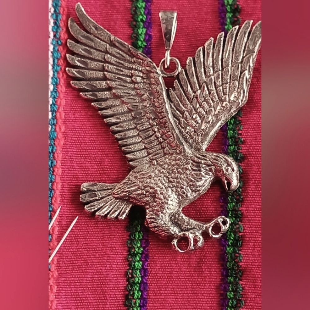 . 925 Sterling Silver Eagle Pendant
